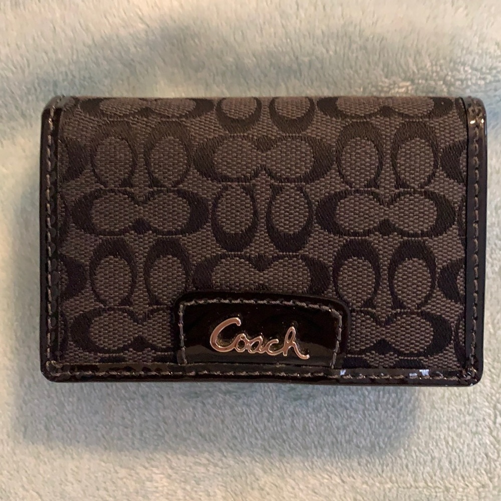 Coach snap close card wallet